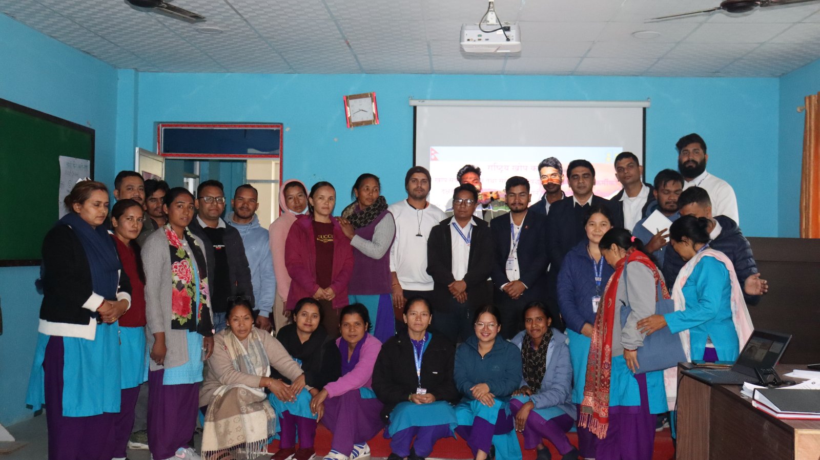 स्वास्थ्यकर्मीहरुको लागि खोप तथा सरसफाई प्रबर्द्धन सम्बन्धि २ दिने पुनर्ताजगी तालिम (पहिलो ब्याच )