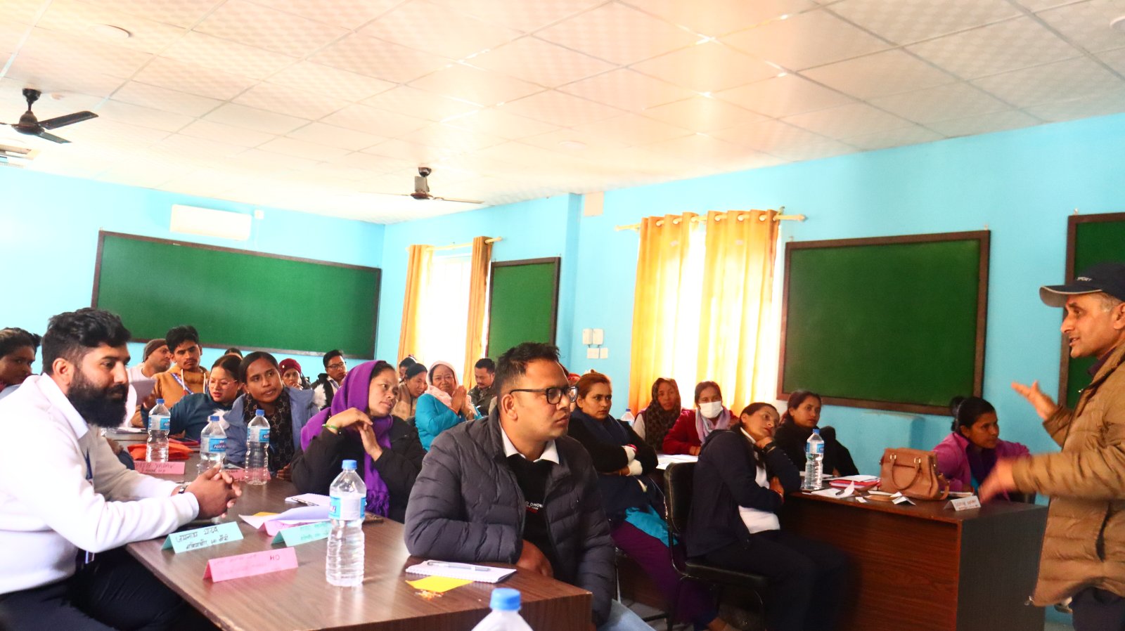 स्वास्थ्यकर्मीहरुको लागि खोप तथा सरसफाई प्रबर्द्धन सम्बन्धि २ दिने पुनर्ताजगी तालिम (पहिलो ब्याच )